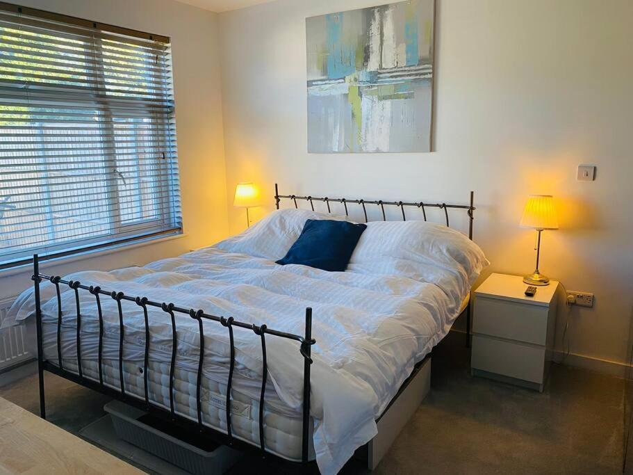 Love Lancing By The Sea With Optional Large Hot Tub Sleeps Up To 8 & Free Parking Villa Exterior photo